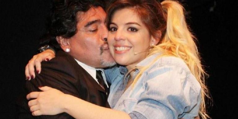 Дъщерята на Марадона иска номера на баща си